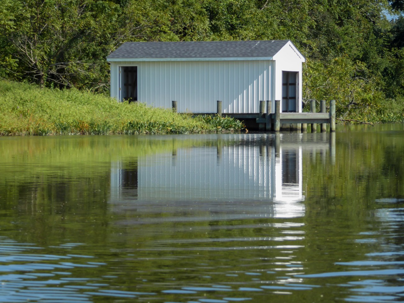 20180903_105147_Boathouse Reflection